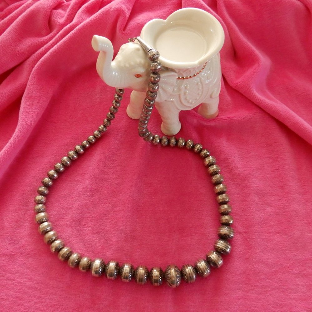 NAVAJO Graduated STERLING SILVER Beaded Necklace - Picture 2 of 11